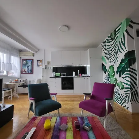 Happy Place Apartment Nis